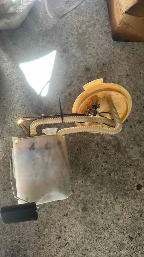 Brandstofpomp mercedes a2474706403, Ophalen of Verzenden