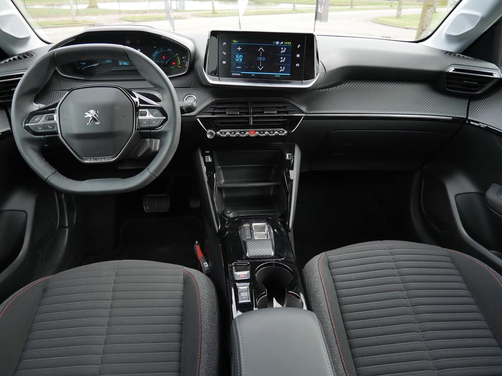 PEUGEOT e-208 EV 50kWh 136pk Active Pack | 3-Fase | 3D Navi, 12 maanden, Gebruikt, Zwart, Zwart