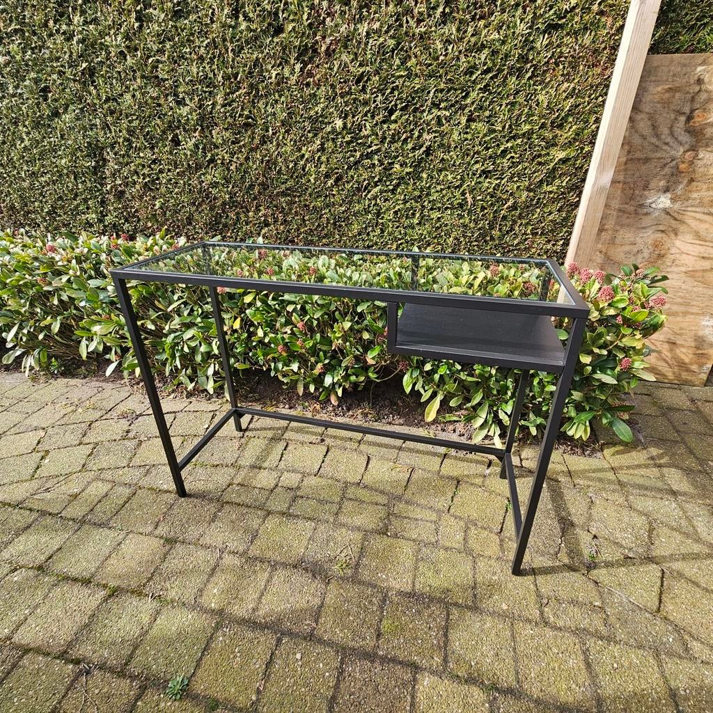 IKEA Vittsjö laptoptafel bijzettafel sidetable zwart glas, Huis en Inrichting, Tafels | Sidetables, Ophalen, 50 tot 100 cm, Glas