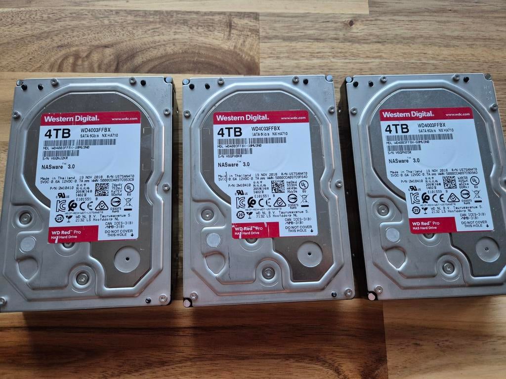 3x Western Digital Red Pro 4TB HDD, Computers en Software, Harde schijven, Ophalen of Verzenden