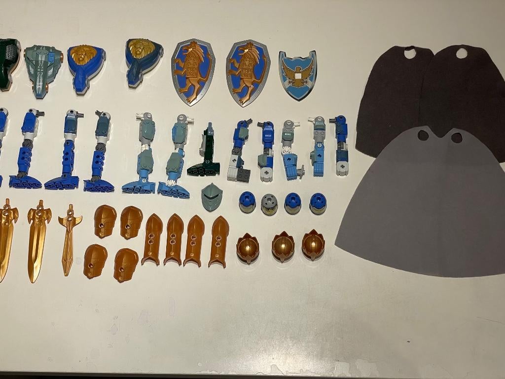 LEGO - Castle (Ridders) - Restant onderdelen en 2x set 8795, Ophalen of Verzenden, Zo goed als nieuw, Losse stenen, Lego