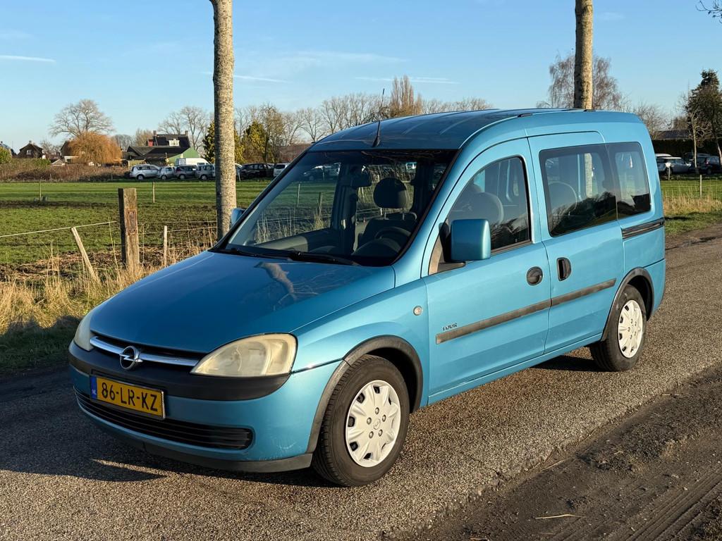 Opel Tour Combo 1.6 Comfort APK 05-2026 NAP, Auto's, Opel, Voorwielaandrijving, Gebruikt, Zwart, 4 cilinders