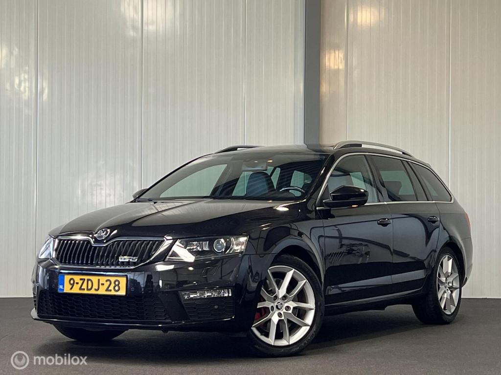 Skoda Octavia Combi 2.0 TDI RS 225 PK DSG [ historie trekhaa, Auto's, Skoda, Euro 5, 1402 kg, Zwart, 4 cilinders