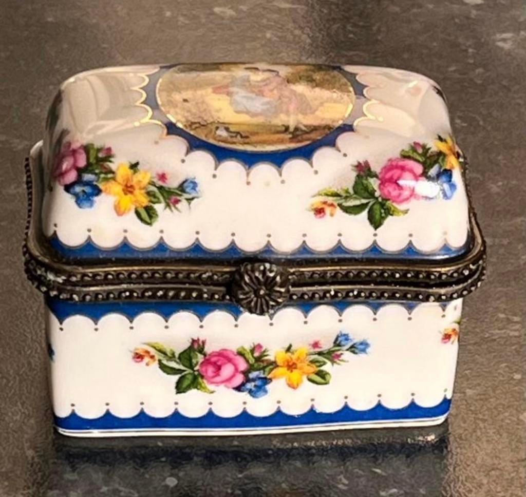 Limoges pillendoosje, Ophalen of Verzenden