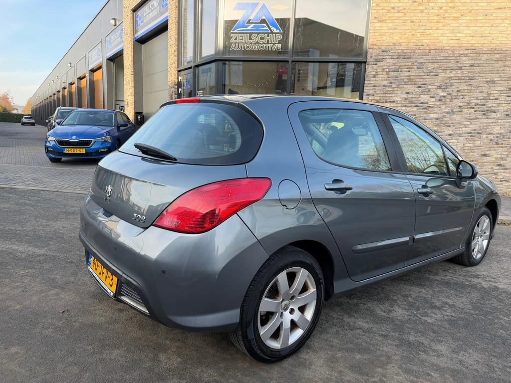 Peugeot 308 1.6 THP XT|LEER|AIRCO|CRUIS CONTROL|TREKHAAK|PAN, Auto's, Peugeot, Voorwielaandrijving, Gebruikt, 4 cilinders, 1650 kg