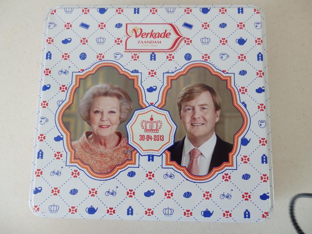 Trommel Alexander en Moeder Beatrix, Verzamelen, Ophalen of Verzenden, Zo goed als nieuw