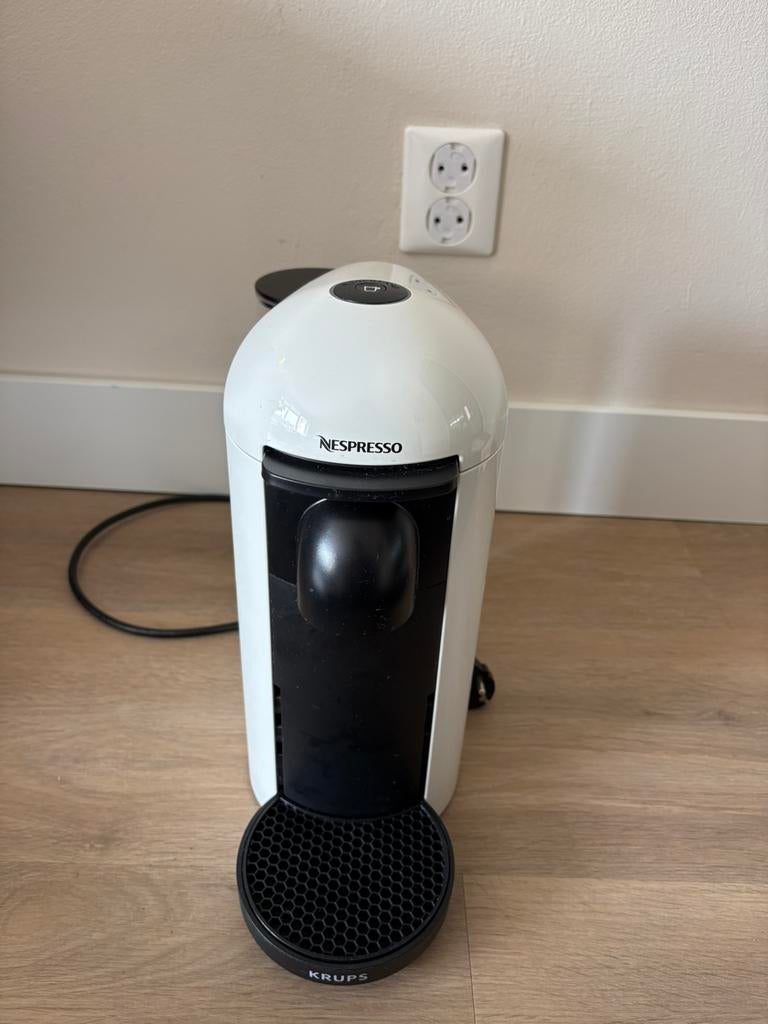 Nespresso Krups Vertuo, Ophalen, Zo goed als nieuw, Koffiemachine