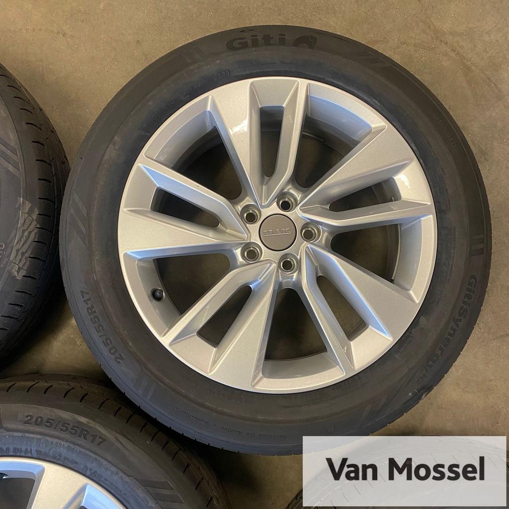 VW T-Cross Giti GitiSynergy H2 205/55/R17 91V, Gebruikt, -, -, Banden en Velgen