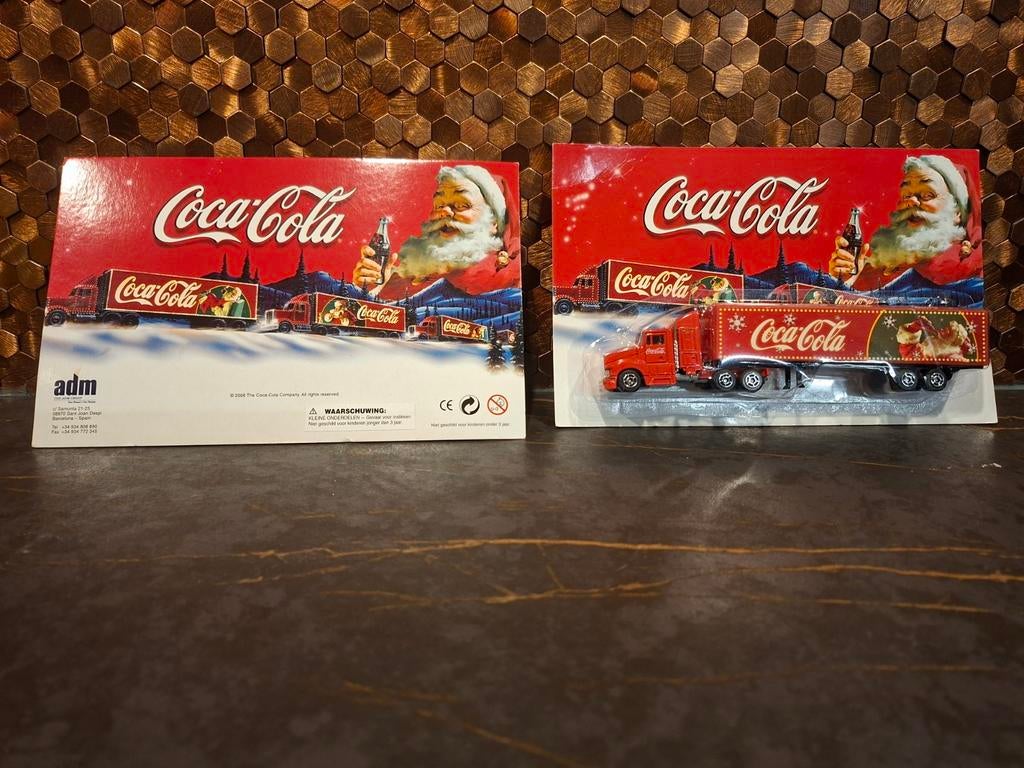Coca cola model vrachtwagens kerst, set van 2, Overige merken, 1:50 of kleiner, Nieuw, Ophalen of Verzenden
