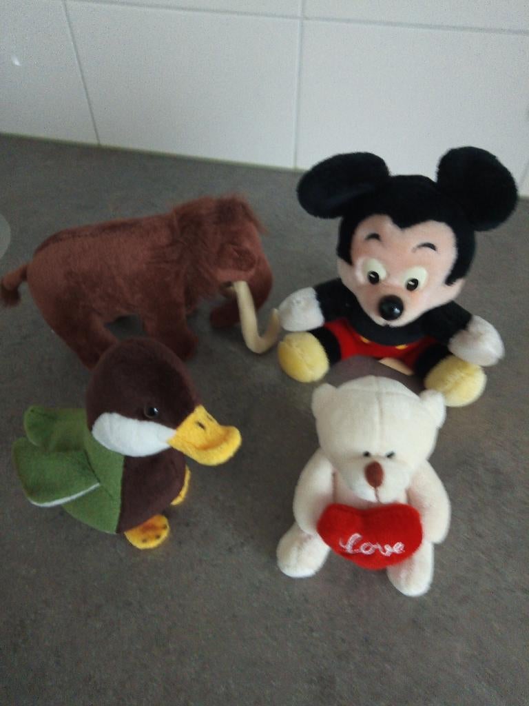 4 Leuke knuffels, Ophalen of Verzenden, Gebruikt, Overige typen