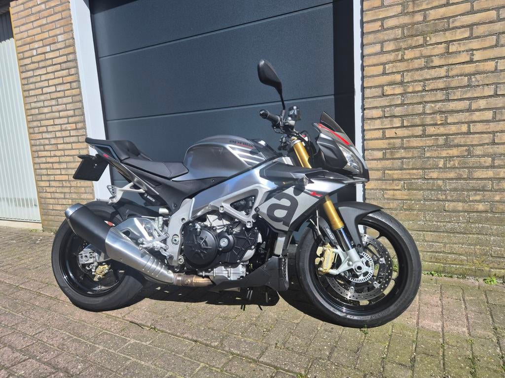 Aprilia Tuono V4 1100 RR uit 2016, Motoren, 4 cilinders, Motorrijbewijs A, Meer dan 35 kW, LED Verlichting