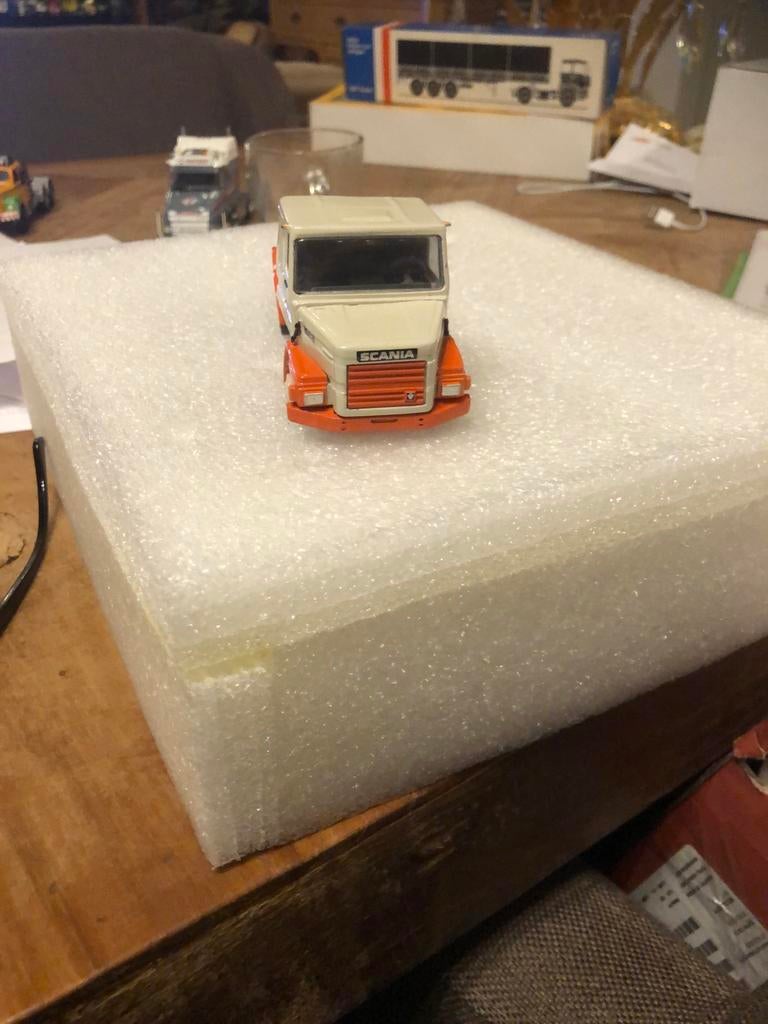 SCANIA TORPEDO 142. 6x4. ZWAARTRANSPORT, Hobby en Vrije tijd, Modelauto's | 1:50, Ophalen of Verzenden, Zo goed als nieuw, Bus of Vrachtwagen