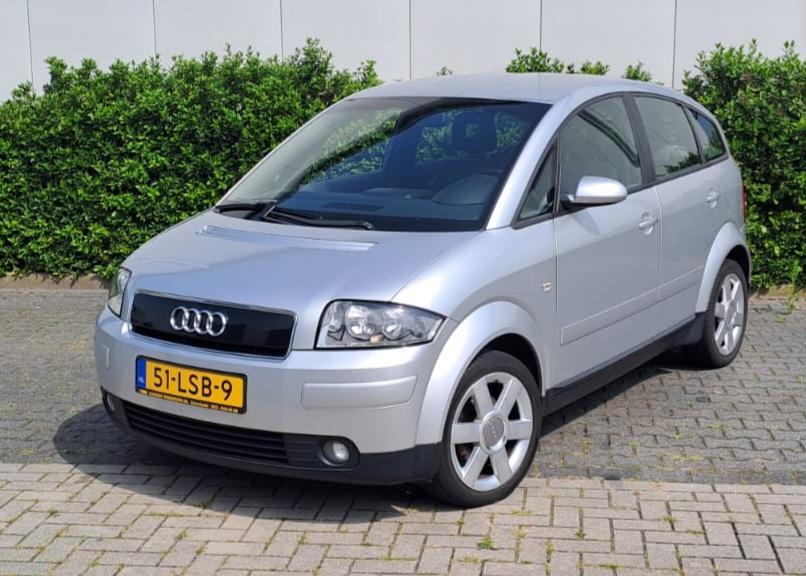 AUDI A2 1.4 55KW Airco, Auto's, Oldtimers, Voorwielaandrijving, Stof, 4 stoelen, Metallic lak