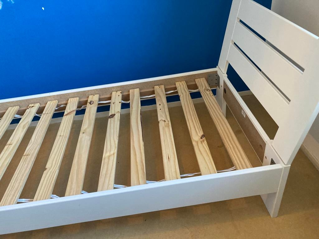 Dit weekend graag ! Prima eenpersoons bed, Ophalen, 90 cm, Eenpersoons, Wit