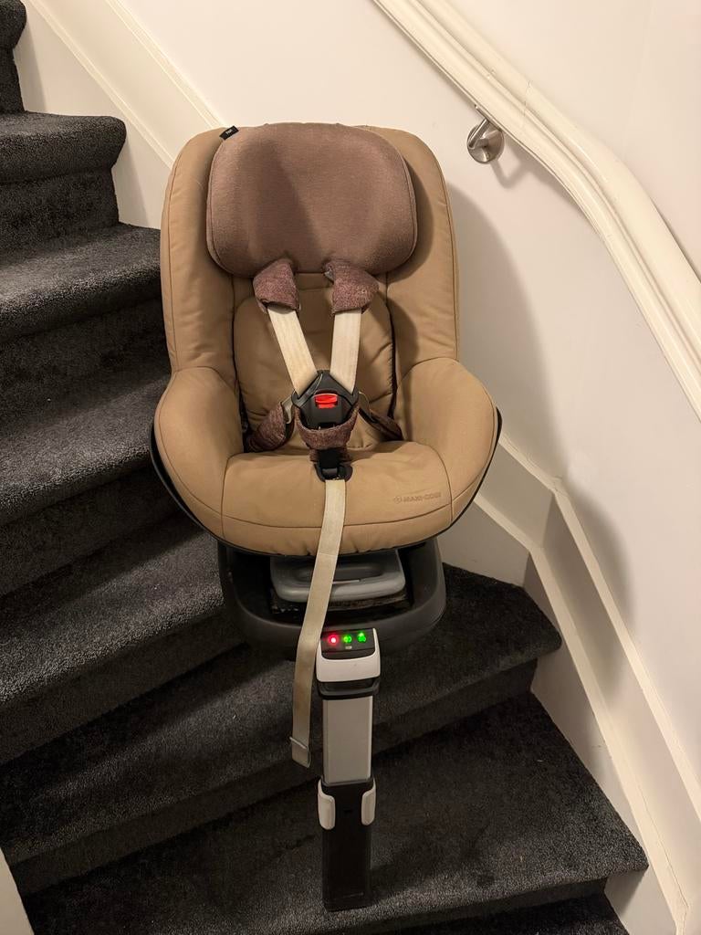 Maxi-Cosi Pearl autostoel incl isofix base, Kinderen en Baby's, Autostoeltjes, Ophalen, Gebruikt, 9 t/m 18 kg, Zijbescherming