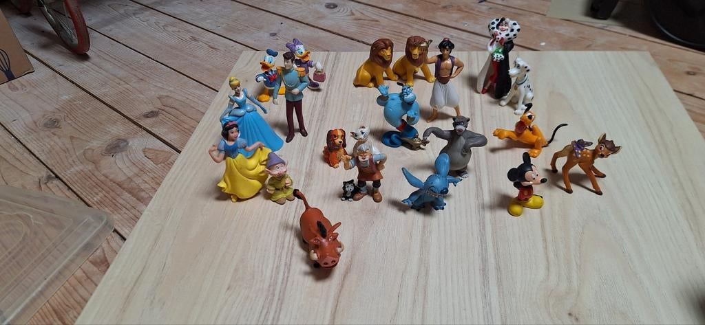 Disney poppetjes, Ophalen of Verzenden, Overige figuren, Zo goed als nieuw, Beeldje of Figuurtje