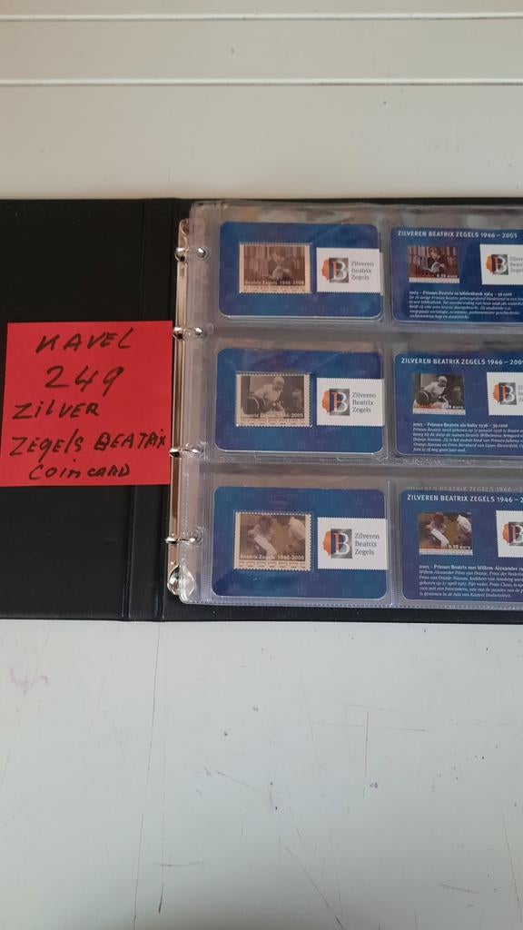 Zilveren Beatrix postzegels 1946-2005 in album, Verzenden, Na 1940, Postfris