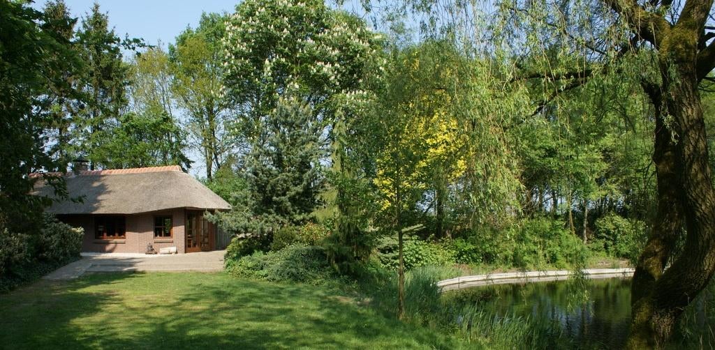 Visvakantie, mooi huisje aan visvijver op de Veluwe Otterlo, Vakantie, Vakantiehuizen | Nederland, Gelderland en Veluwe, Boerderij of Cottage