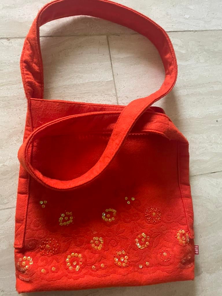 Schoudertas Tuff, Sieraden, Tassen en Uiterlijk, Tassen | Schoudertassen, Ophalen of Verzenden, Gebruikt, Oranje