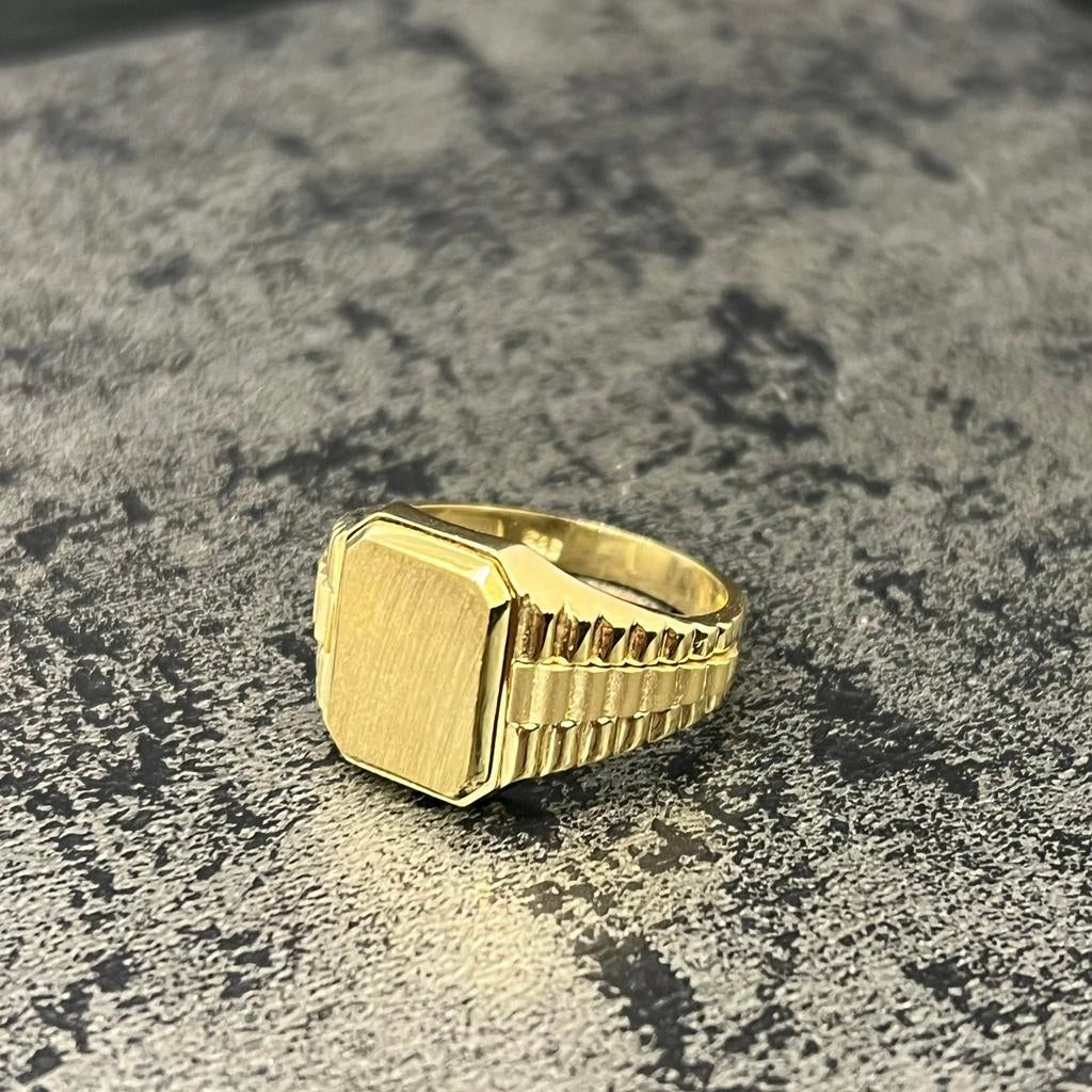 14 karaat gouden ring rolex model horloge zegelring graveren, Ophalen of Verzenden, Zo goed als nieuw, Goud, Dame