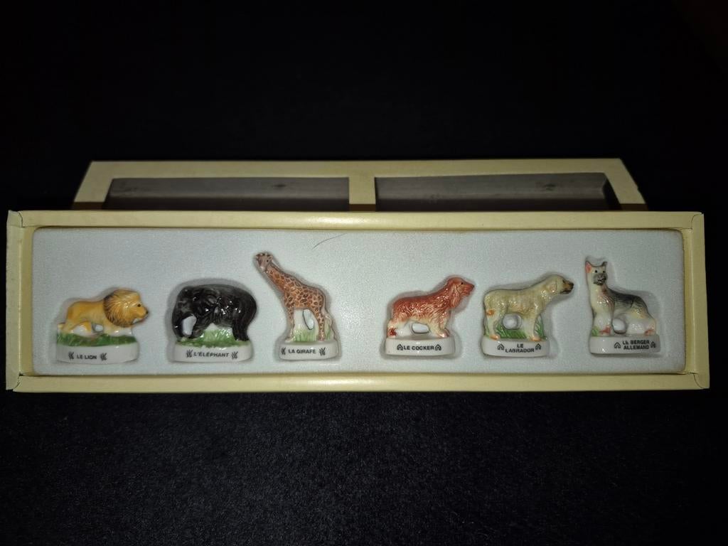 Fèves Atlas Safari/Hondjes - 6 Stuks Nieuw in Doos, Verzamelen, Ophalen of Verzenden, Nieuw