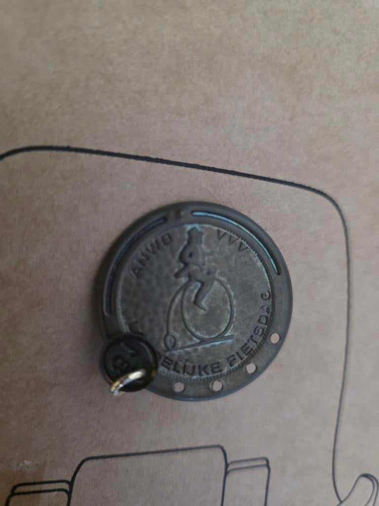 Medaille landelijke fietsdag Anwb en VVV, Ophalen of Verzenden