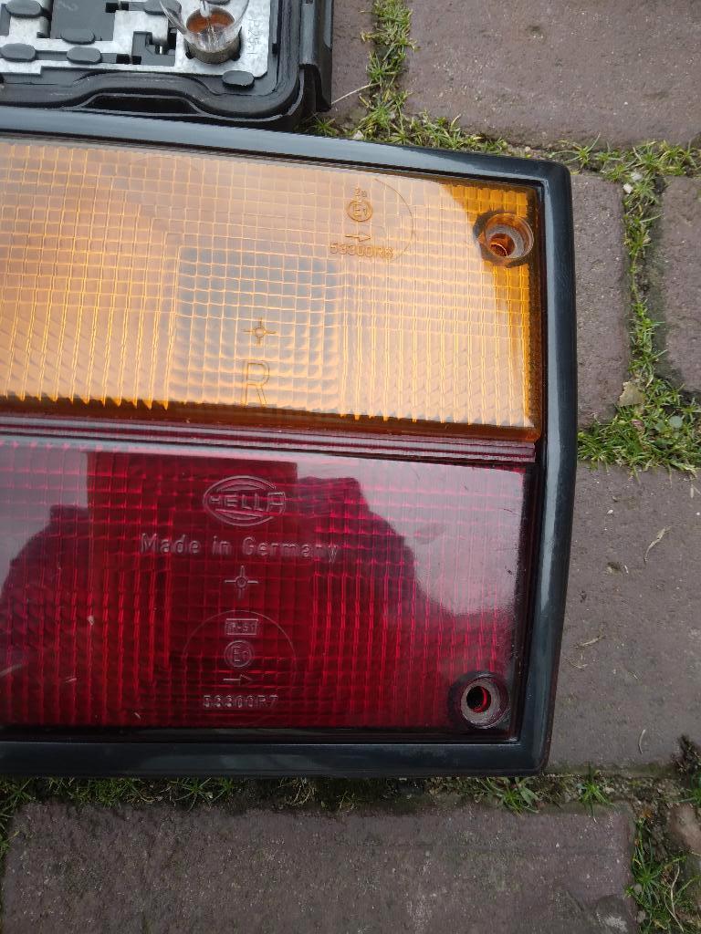 VW T3 Hella Achterlicht met lampendrager. RECHTS, Caravans en Kamperen, Camper-accessoires, Ophalen of Verzenden, Gebruikt