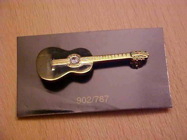 Speldje - Gitaar - Guitar - Gitarre - Guitare, Ophalen of Verzenden, Nieuw, Overige onderwerpen, Speldje of Pin