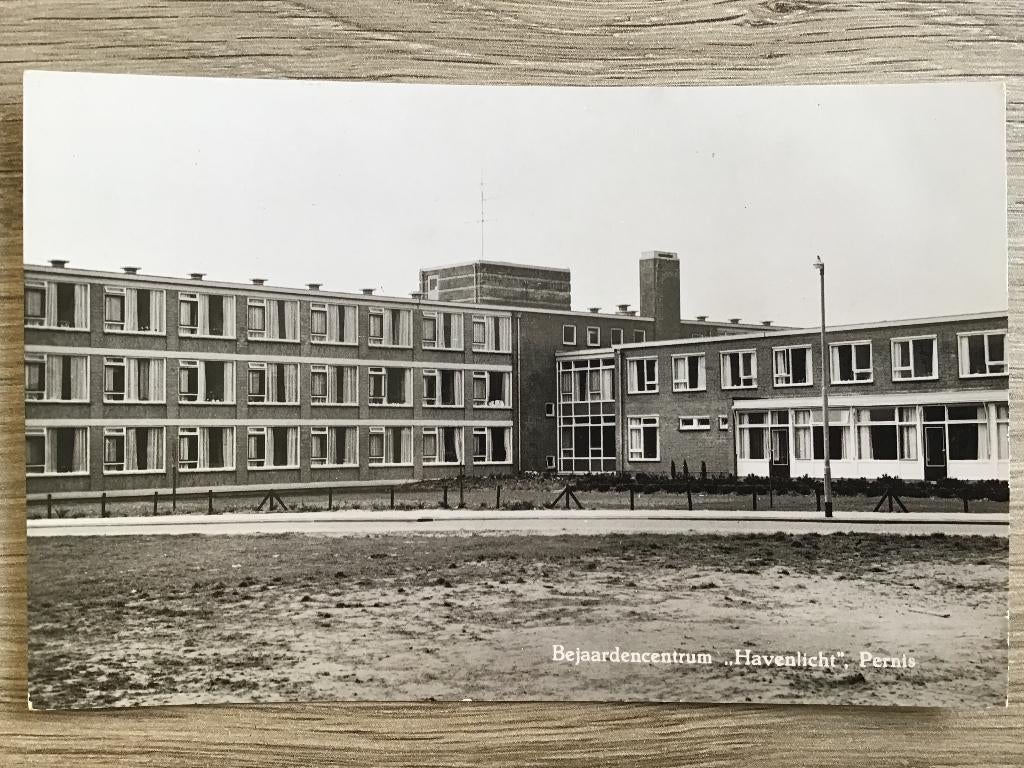 Pernis Havenlicht, Ophalen of Verzenden, 1960 tot 1980, Ongelopen, Zuid-Holland