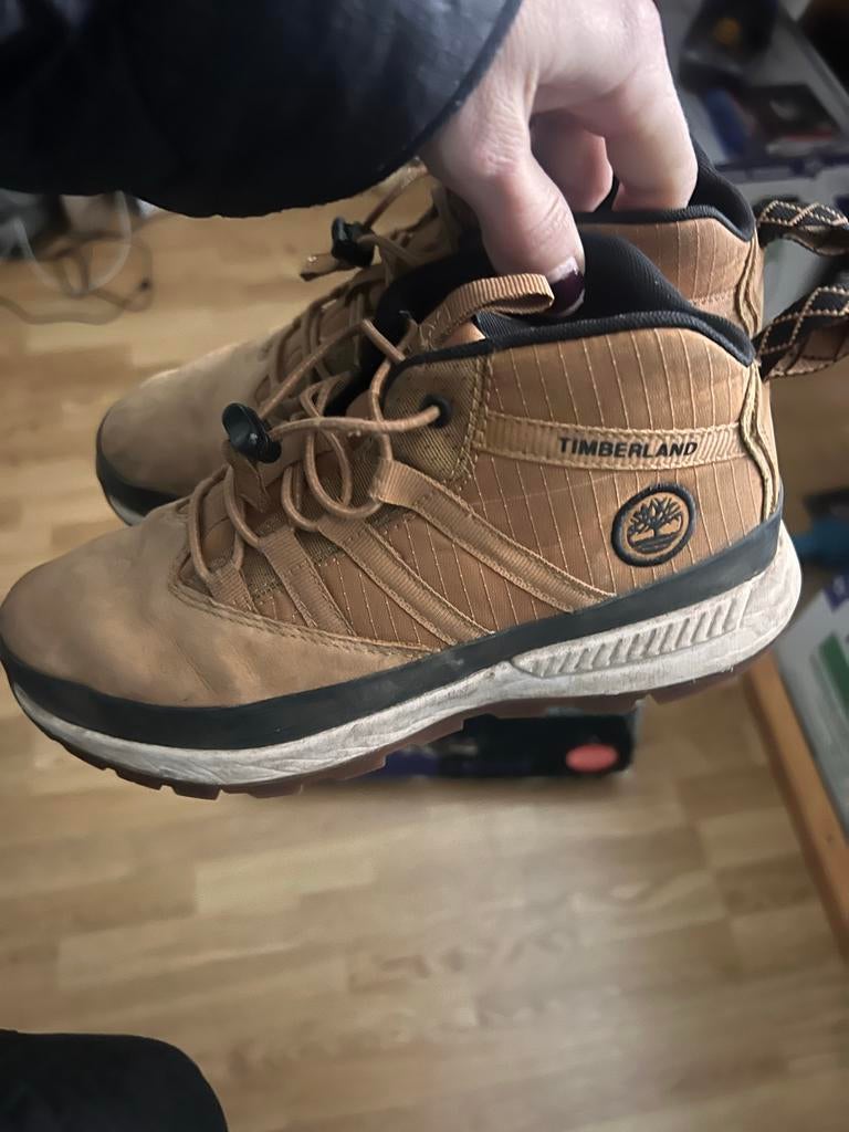 Timberland Schoenen Maat 35 - Valt Groot!, Kinderen en Baby's, Ophalen, Gebruikt, Schoenen