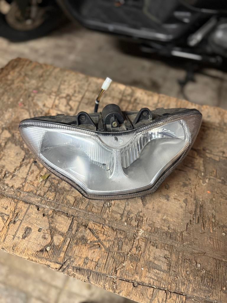 Gilera runner 125/180cc koplamp, Fietsen en Brommers, Brommeronderdelen | Scooters, Ophalen of Verzenden, Koplamp, Overige merken