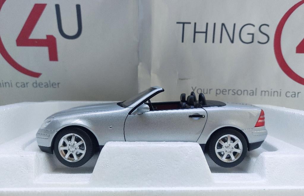 Norev 1:18 Mercedes-Benz SLK 1996 Brillant Silver nieuw, Hobby en Vrije tijd, Modelauto's | 1:18, Ophalen of Verzenden, Nieuw