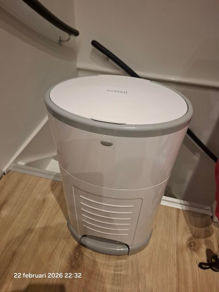 Korbell luieremmer wit, Kinderen en Baby's, Badjes en Verzorging, Zo goed als nieuw, Luieremmer, Overige merken, Ophalen