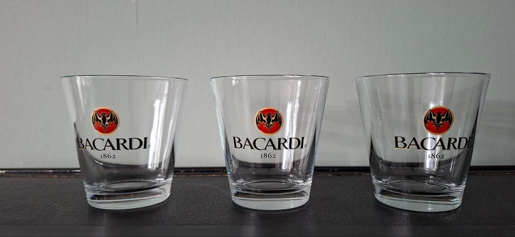 Bacardi Shotglaasjes - Set van 3, Verzamelen, Ophalen of Verzenden, Zo goed als nieuw, Borrel- of Shotglas