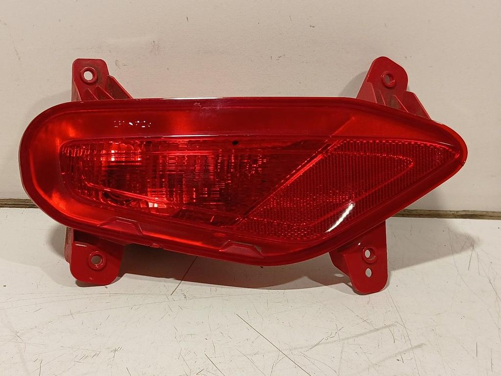 Mistlamp Kia Stonic, Auto-onderdelen, Verlichting, Onderdelen@venauto.nl, Van der Ven Autorecycling B.V., Ettenseweg 76, 4706 PB Roosendaal, The Netherlands