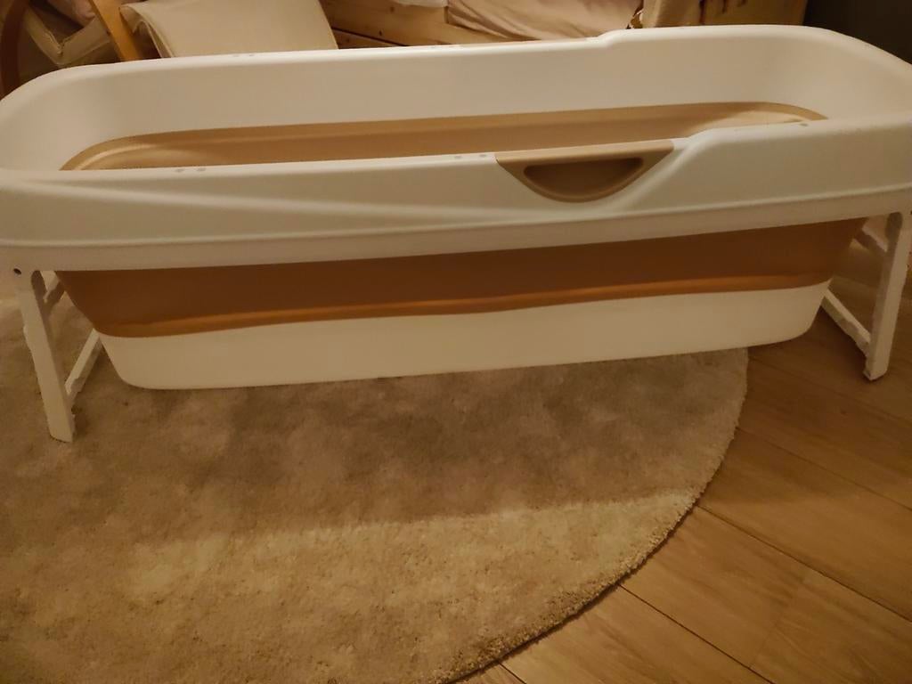 Opvouwbaar bad voor volwassenen. NIEUWSTAAT, Ophalen, Zo goed als nieuw, Overige typen