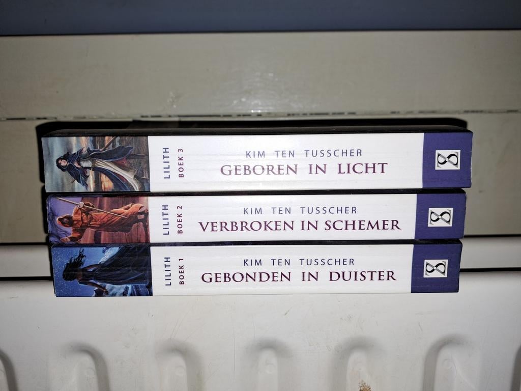Lilith Trilogie - Kim ten Tusscher, Ophalen of Verzenden, Gelezen