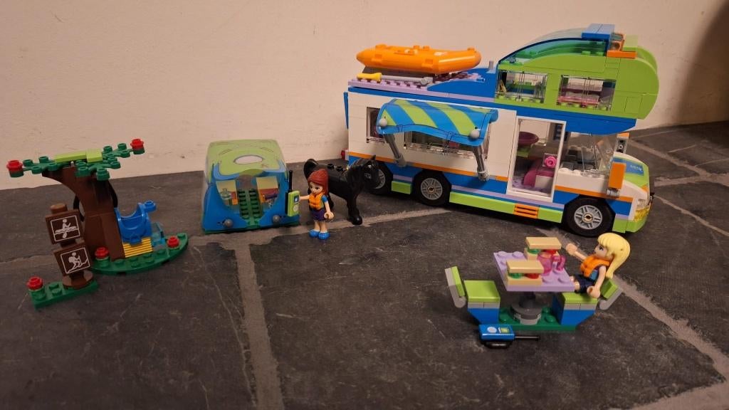 Lego Friends 41339 Mia’s camper, Kinderen en Baby's, Speelgoed | Duplo en Lego, Zo goed als nieuw, Lego, Complete set, Ophalen of Verzenden