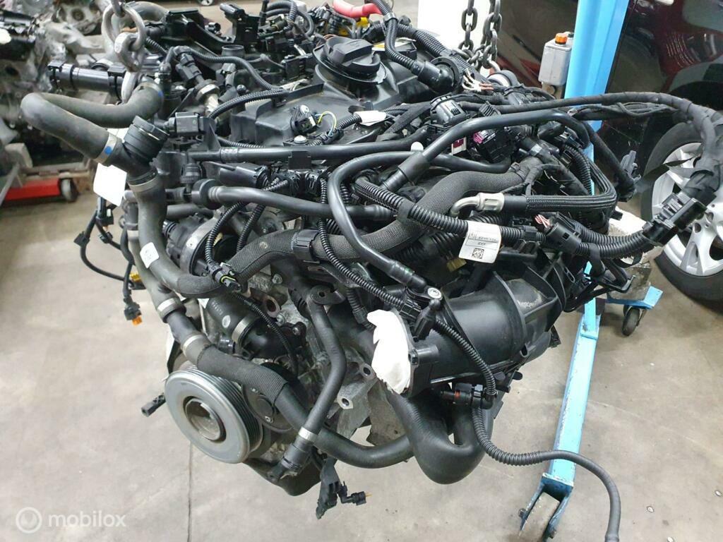 Motor b48b20b BMW 3-serie G20 320i 11002461946 / 11005A55E68, Ophalen, Gebruikt