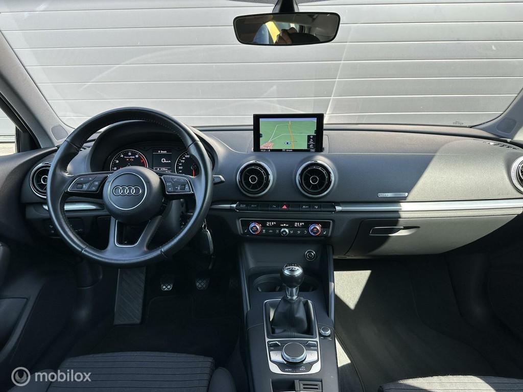 Audi A3 Sportback 1.0 TFSI Sport CLIMA*NAV*PDC*STOELVERW*ENZ, Voorwielaandrijving, Gebruikt, Huisgarantie, Met garantie (alle)