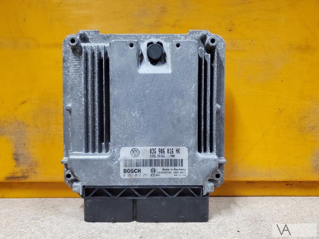 VW Touran 2003 - 2010 ECU motorcomputer 2.0 tdi 03g906016hk, Ophalen of Verzenden, Gebruikt, Volkswagen