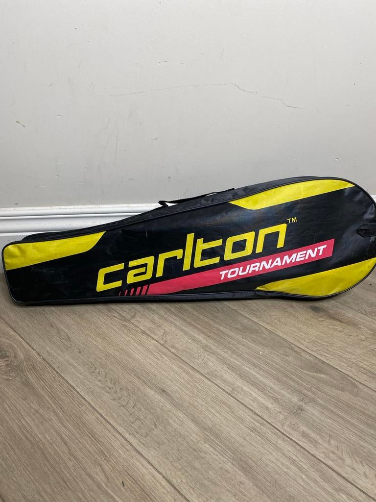Carlton Badminton Set met Net en Shuttles, Sport en Fitness, Badminton, Gebruikt, Support@carlton-sports.com, SportsDirect.com Retail Ltd., Unit A, Brook Park East, Meadow Lane, Shirebrook, NG20 8RY.