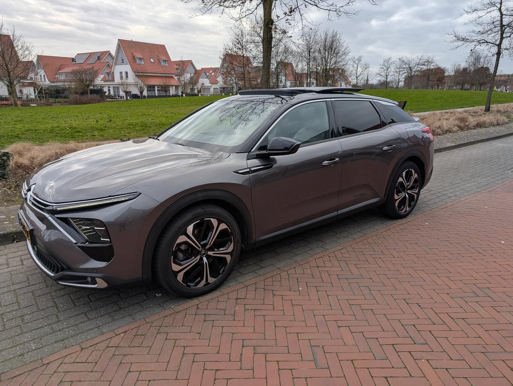 Citroën C5 X 1.6 Plug-in Hybrid 225pk E-eat8 2023 Grijs, Auto's, 1350 kg, Zwart, 179 pk, Stationwagon