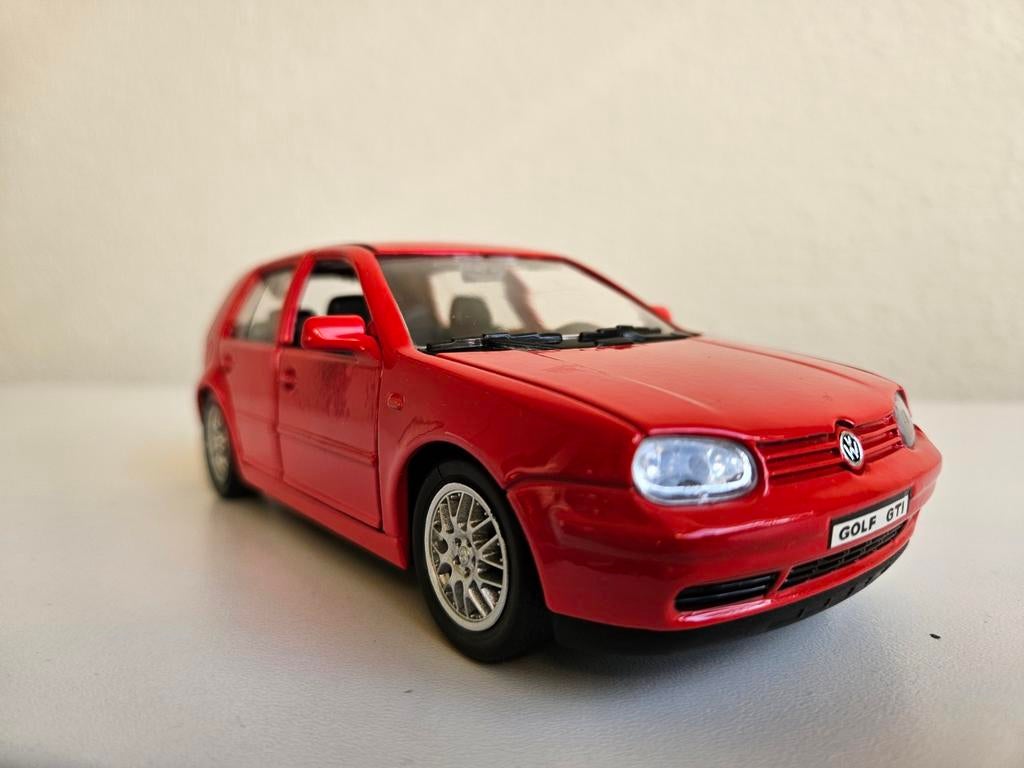 Golf 4 GTI 1:24 Schuco NiEUW MK4, Hobby en Vrije tijd, Modelauto's | 1:24, Ophalen of Verzenden, Nieuw, Overige merken