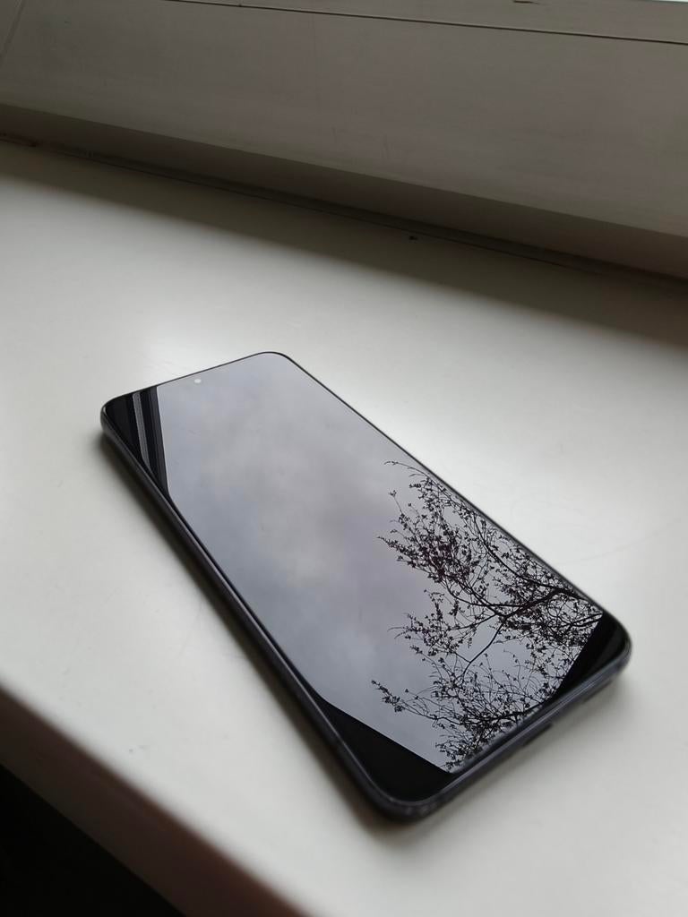 Samsung Galaxy S22 256GB - Quadlock case, Gebruikt, Zwart, Touchscreen, Ophalen of Verzenden