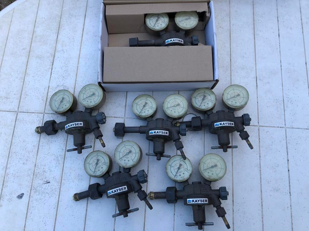 Kayser drukregelaar zuurstof/stikstof fles, Ophalen, Gebruikt