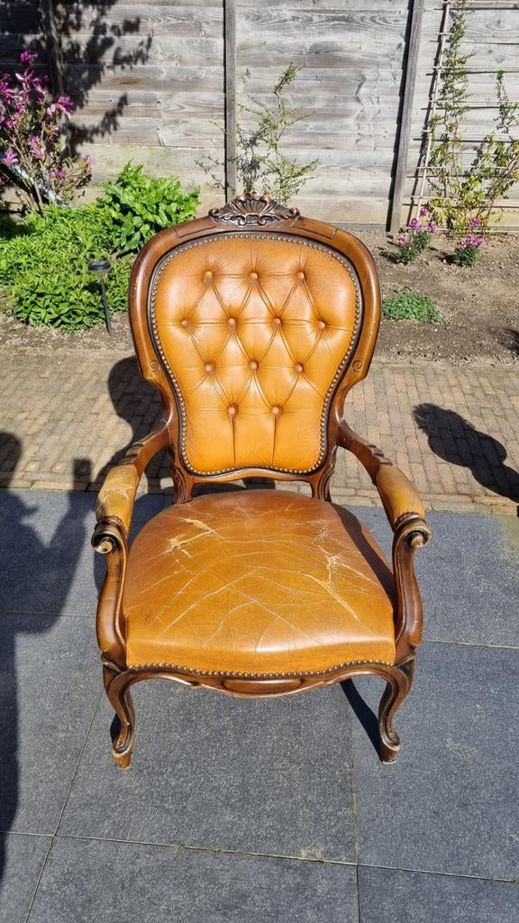 Antieke lederen barok stoel / leer decoratie, Antiek en Kunst, Antiek | Meubels | Stoelen en Banken, Ophalen