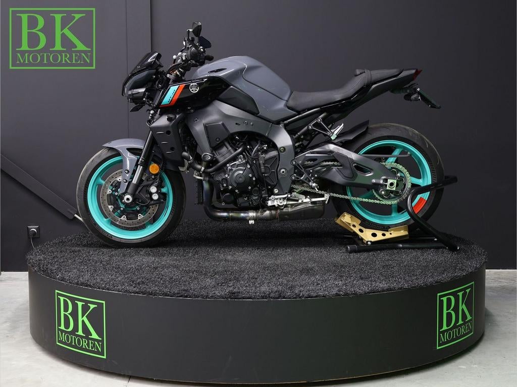 YAMAHA MT 10 ABS | Akrapovic - foto 3