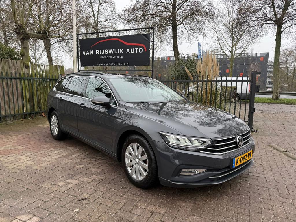 Volkswagen Passat Variant 2.0 TDI Highline Pano Led Camera C, Voorwielaandrijving, Gebruikt, Euro 6, 4 cilinders