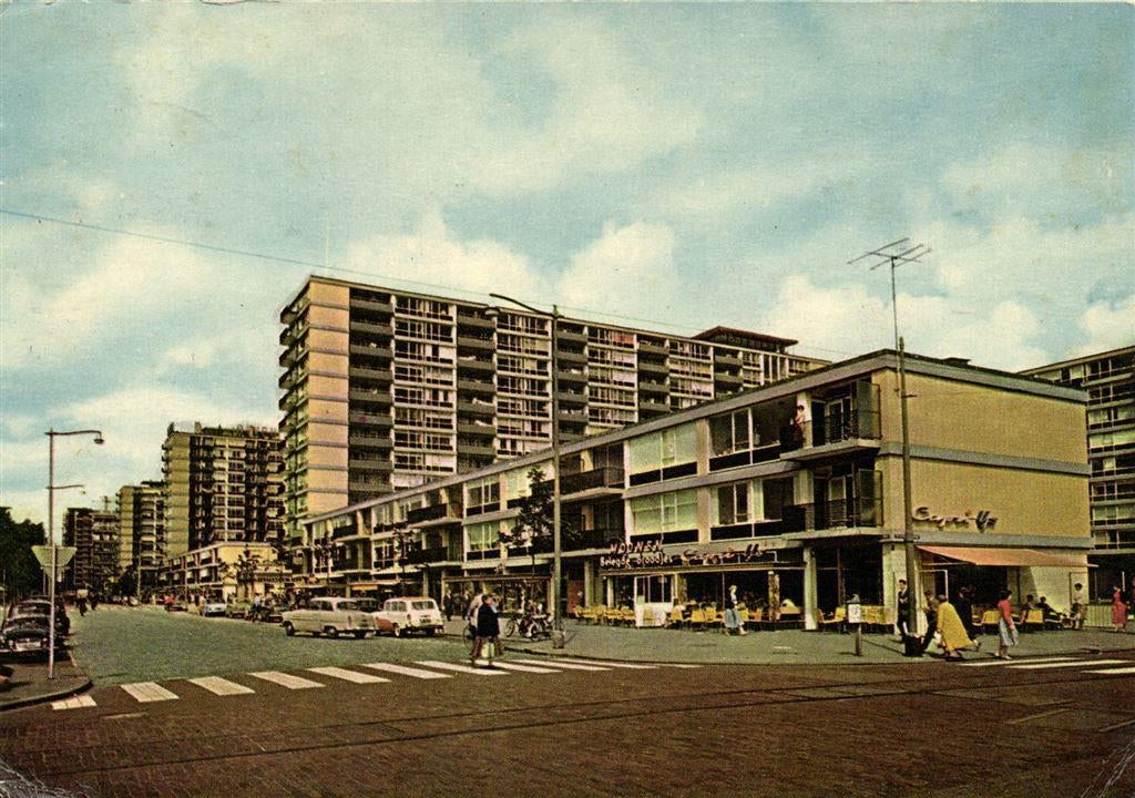 Rotterdam, Karel Doormanstraat - 196? gelopen, Verzamelen, Ansichtkaarten | Nederland, Gelopen, Zuid-Holland, Voor 1920, Ophalen of Verzenden